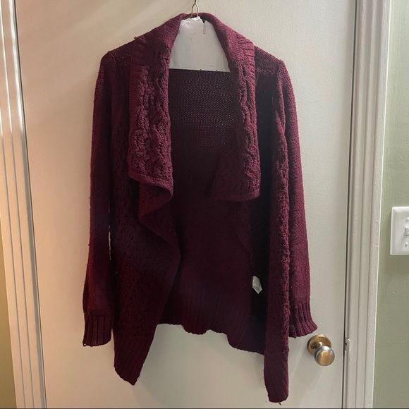 American Eagle Outfitters Sweaters - American Eagle Maroon Knot Cardigan